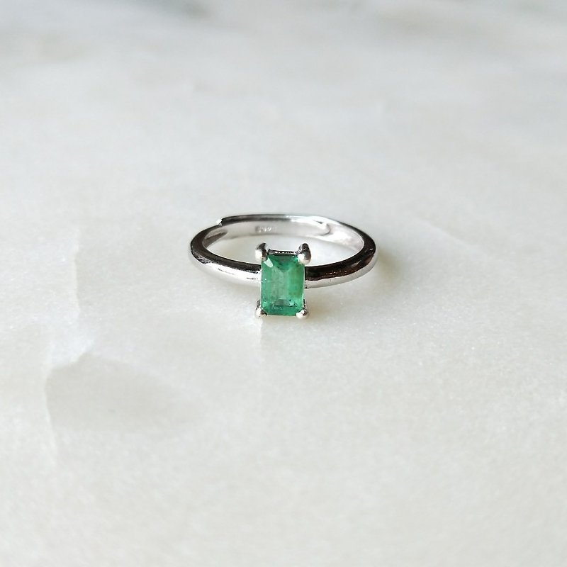 Emerald gift。拈翠-天然哥倫比亞祖母綠公主方戒(訂製款) - 戒指 - 寶石 銀色