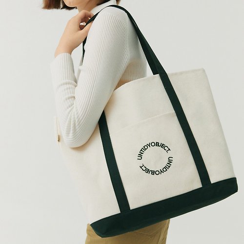 untidy 韓國製自家品牌Untidy 刺繡文字袋 Object Bag