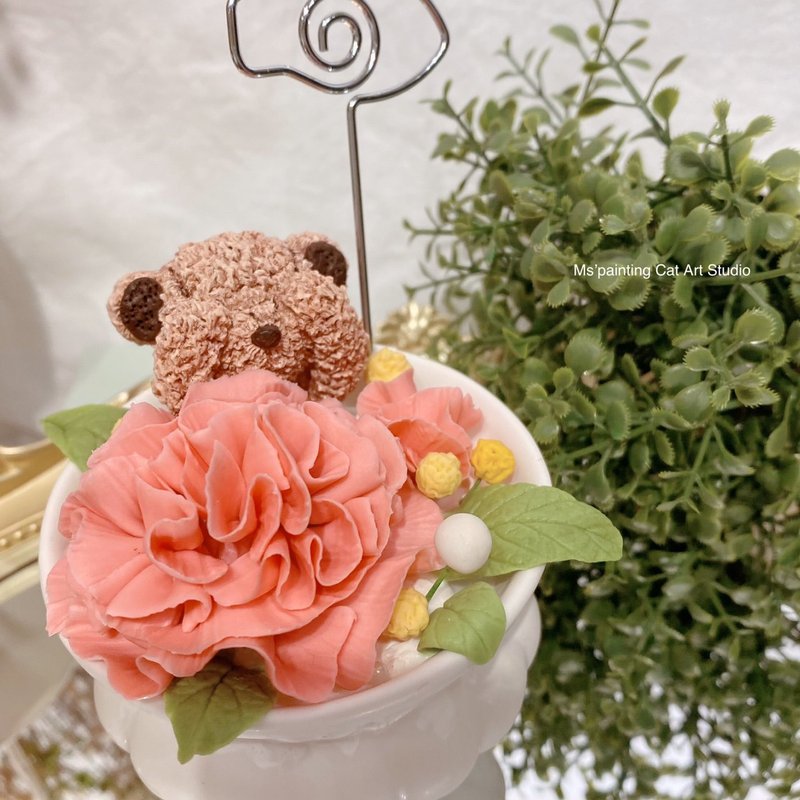 石膏捏塑 / 康乃馨小熊擴香花 / 採預約制.請私訊預約開設上課 - 蠟燭/香氛/調香 - 其他材質 