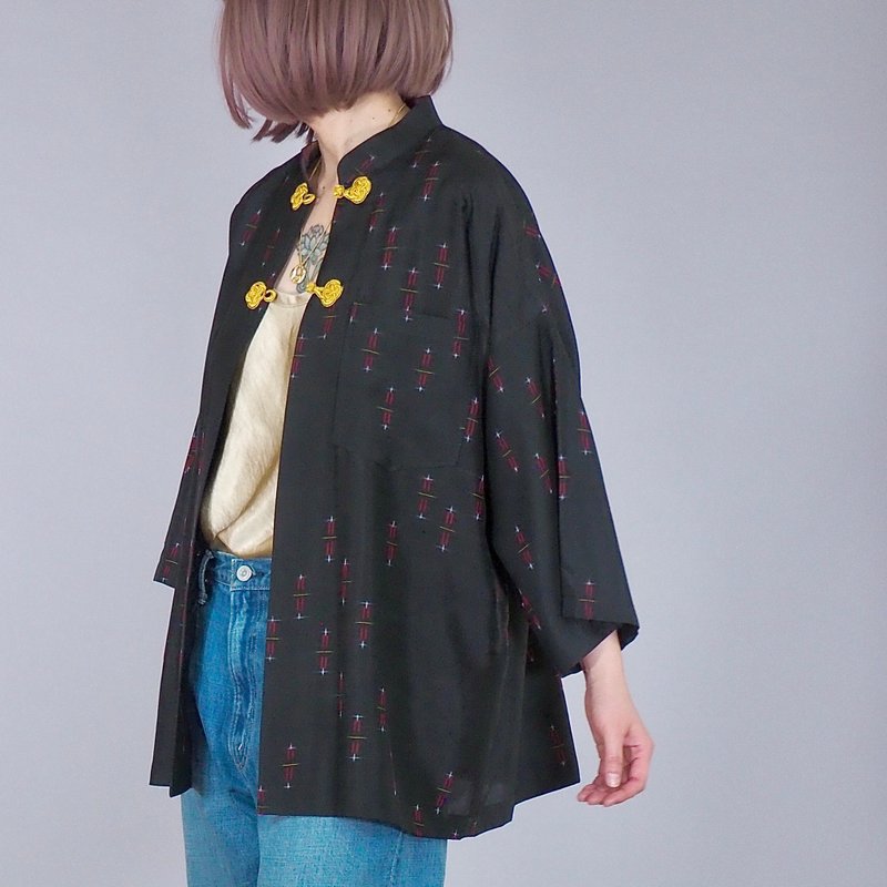 【日本製】 黑色羽織翻版襯衫、女式 M-L、柔軟絲綢、和服升級改 - 女大衣/外套 - 絲．絹 黑色