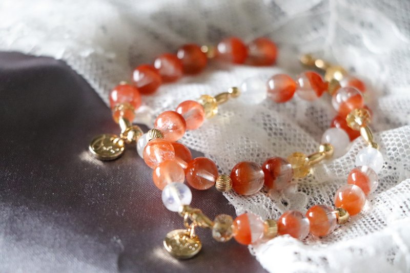 Half Pot Red Rabbit Hair Bracelet Original Mine Design / Duchess - Red Rabbit Hair - Moonstone - Citrine - สร้อยข้อมือ - คริสตัล สีแดง