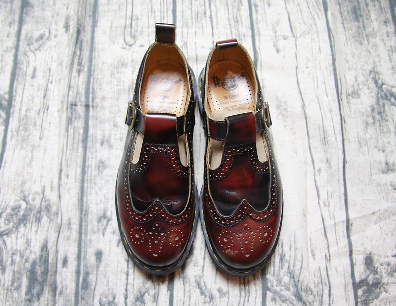 Back to Green:: Dr.Martens  MADE IN ENGLAND vintage shoes - 男款休閒鞋 - 真皮 