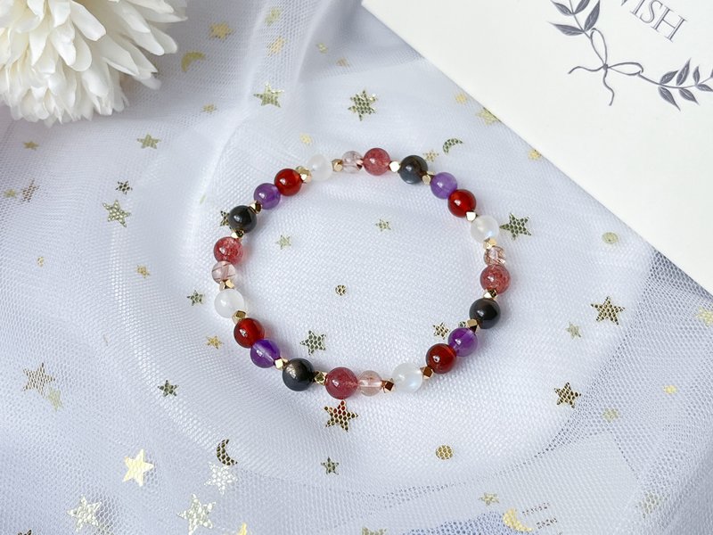 [Qili] Backbone Stone Stone Strawberry Crystal Moonstone Amethyst Bronze Hair Bracelet - สร้อยข้อมือ - คริสตัล หลากหลายสี