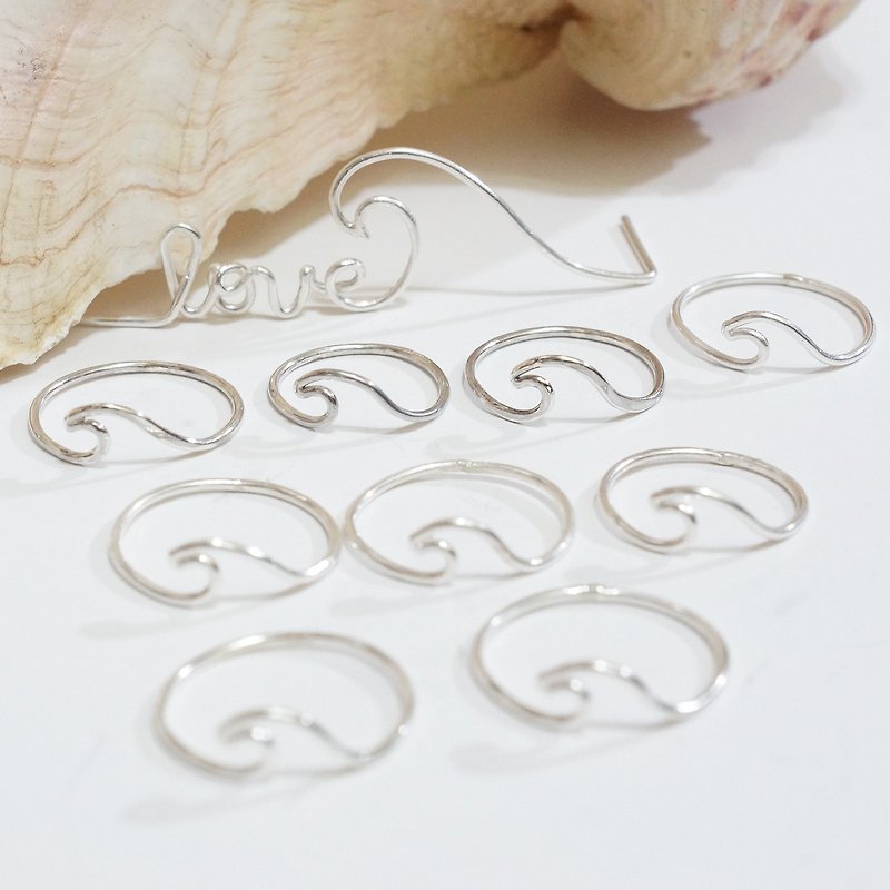 Hold the waves in your hands all the time, the sterling silver wave ring is simple and stylish - แหวนคู่ - เงินแท้ 