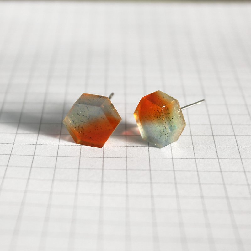 Resin Earrings / 213 / Vertical Storm - Single - ต่างหู - เรซิน สีส้ม