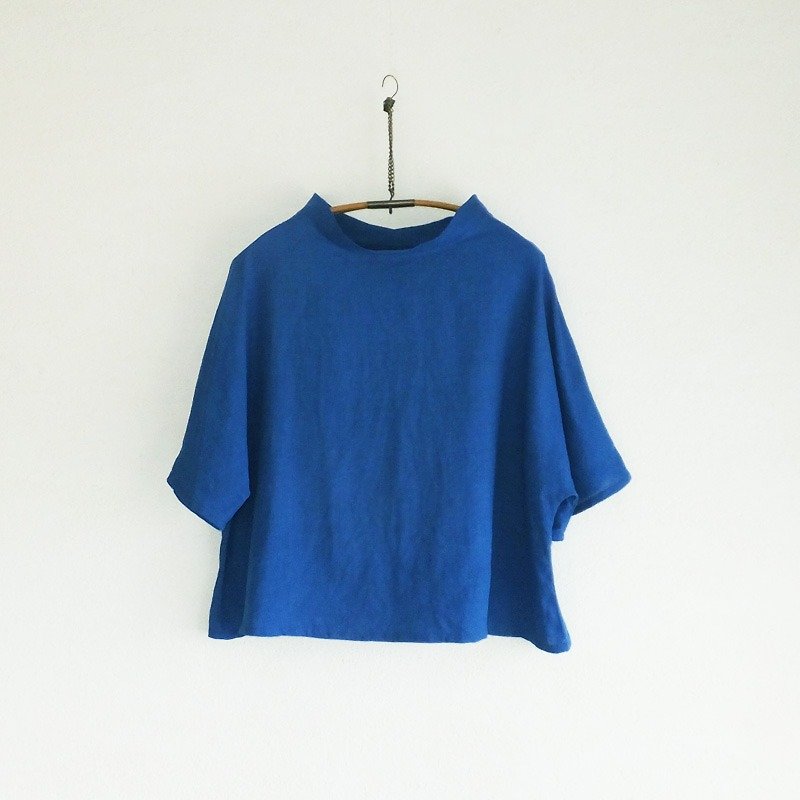 French linen pullover　ultramarine - Women's Tops - Cotton & Hemp Blue
