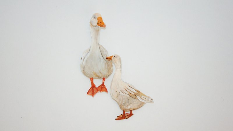Goose goose / hand-painted brooch / a set of two - Brooches - Acrylic Multicolor