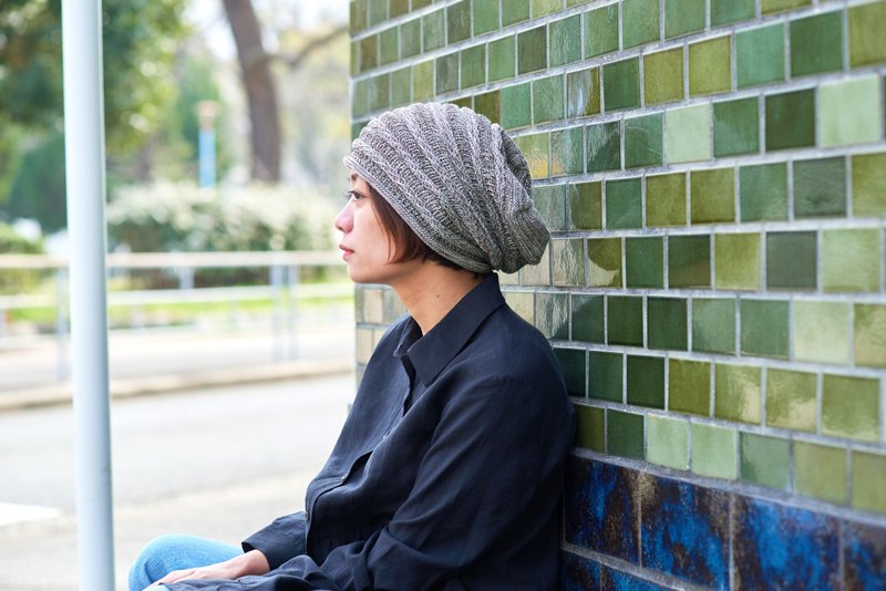 Slouchy Autumn Fall Texture Beanie Hat Womens Mens Baggy Knit Slouch Cap - หมวก - วัสดุอื่นๆ สีดำ