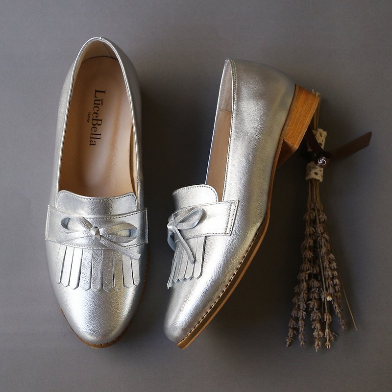 【Jupiter】  tassel Loafer shoes - silver - รองเท้าอ็อกฟอร์ดผู้หญิง - หนังแท้ สีเงิน