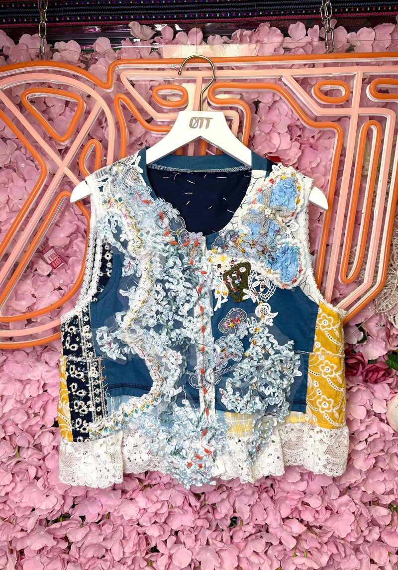 OTT獨一無二•日系治愈系超重工蕾絲立體刺繡拼布彩色上衣 - 女上衣/長袖上衣 - 棉．麻 多色