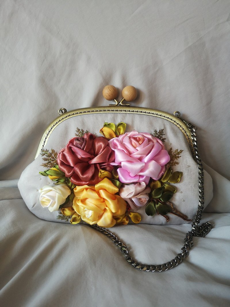 Bag, clutch, embroidered rose ribbon - Clutch Bags - Thread Silver