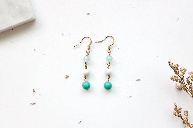 Bronze earrings | agate | White turquoise | turquoise Ear / Clip-On - ต่างหู - ทองแดงทองเหลือง 