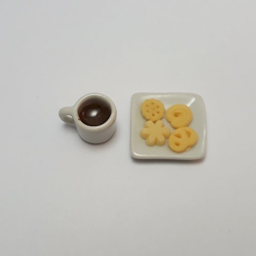 luckyhandmade246 Break Time Coco Chocolate Cookies hot drink Food Miniature Dollhouse collectible