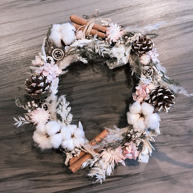 Christmas Wreath - The Snow of Whispering [With Box] - ช่อดอกไม้แห้ง - พืช/ดอกไม้ สึชมพู
