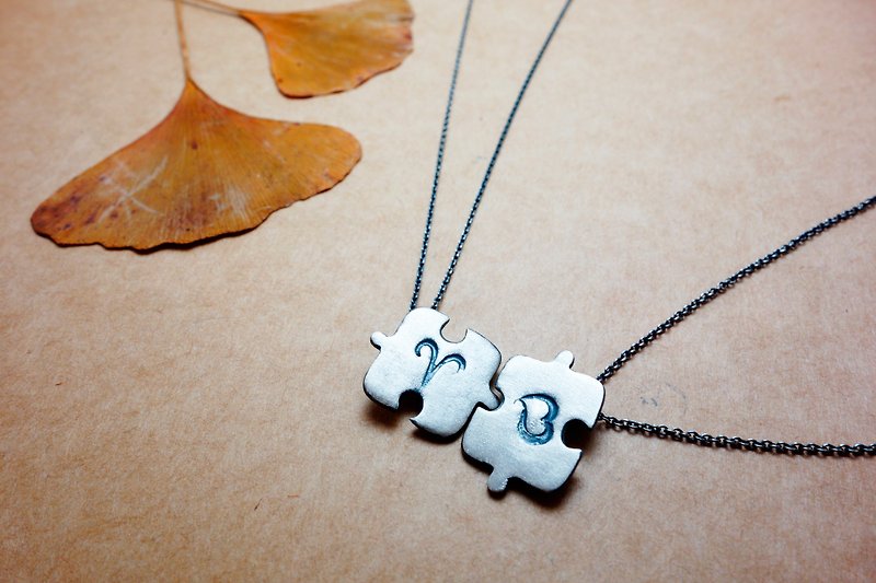 Sterling Silver Puzzle Necklace (one piece 1200 yuan/engraving service available) - สร้อยคอ - เงิน สีเงิน