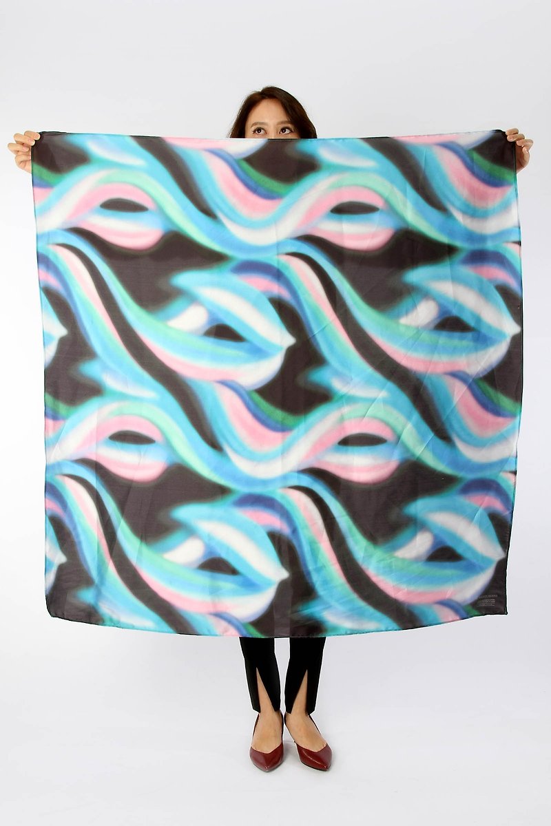 Satin soft digital printed square - Aurora - ผ้าพันคอ - เส้นใยสังเคราะห์ หลากหลายสี