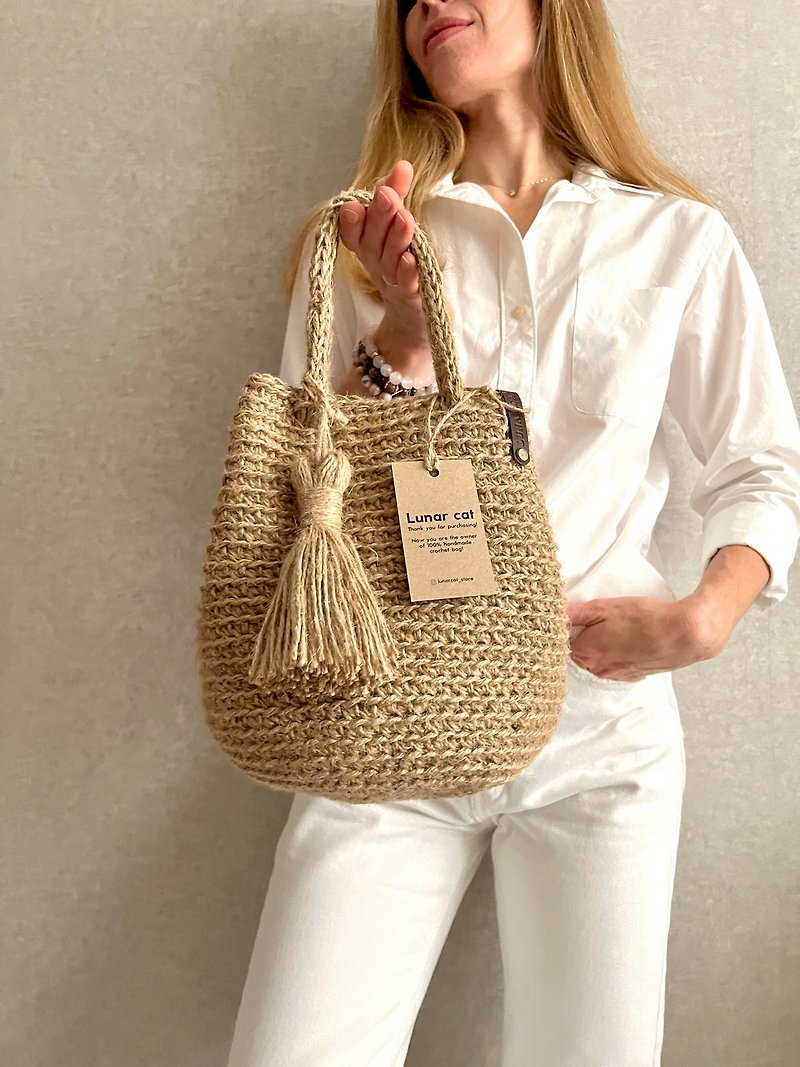 วัสดุอีโค กระเป๋าถือ หลากหลายสี - Crochet Round Jute Bag  size, Crochet Jute Handbag, Reusable Bag