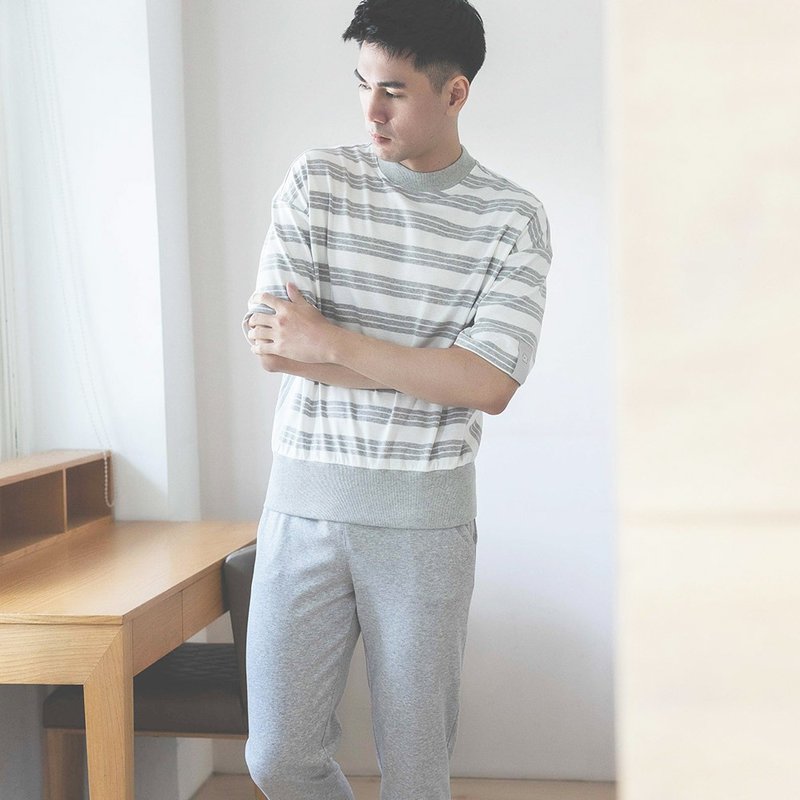 UMORFIL膠原蛋白條紋五分袖男家居服/睡衣/居家服-淺灰 - 睡衣/居家服 - 棉．麻 灰色