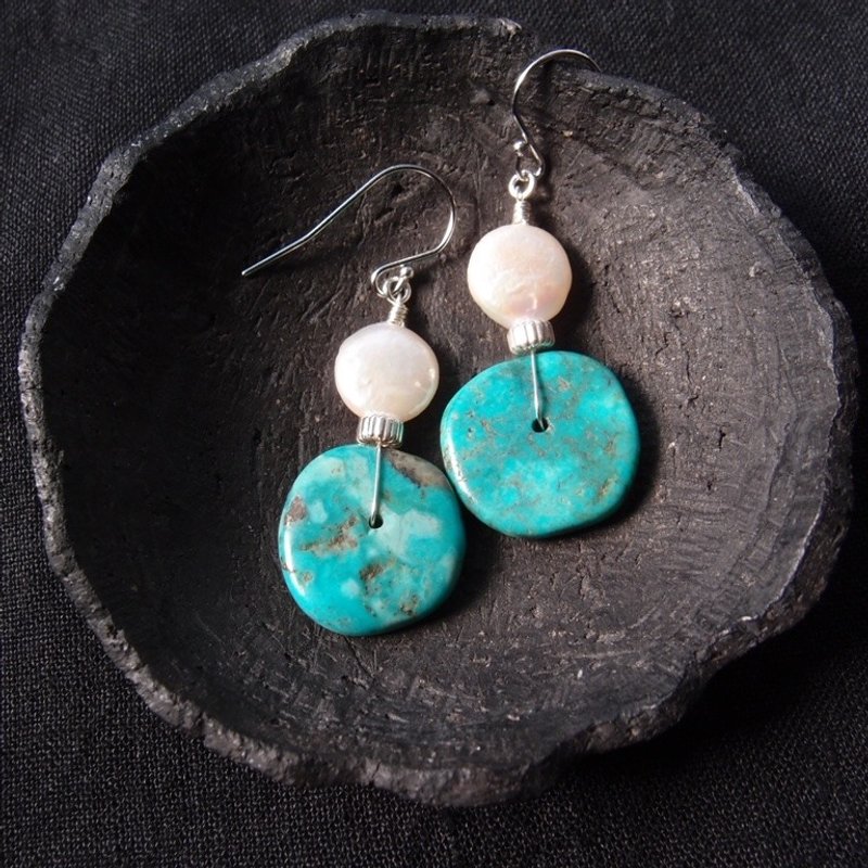 【SV】Turquoise × Coin Pearl Earrings ターコイズ×コインパール フックピアス L - 耳環/耳夾/耳骨夾 - 寶石 藍色