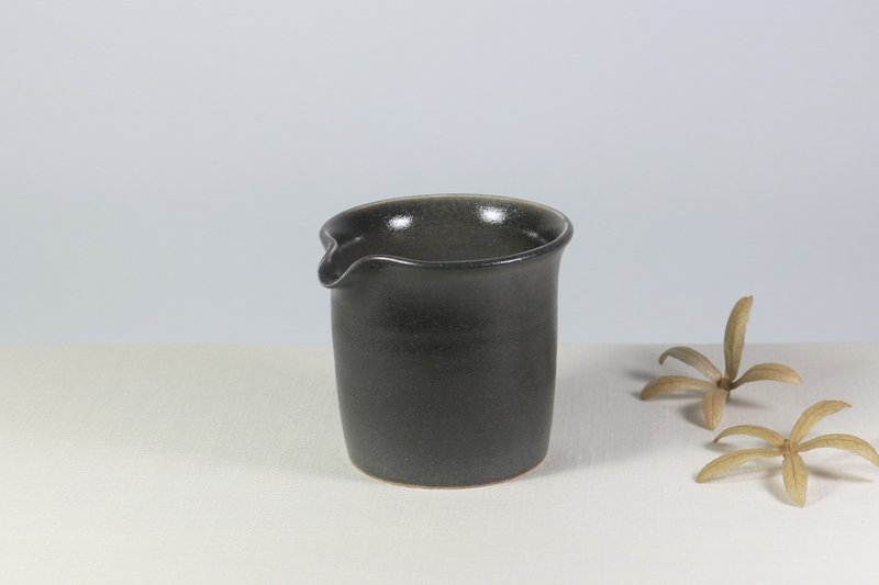 墨綠梅灰小茶盅 - 茶壺/茶杯/茶具 - 瓷 