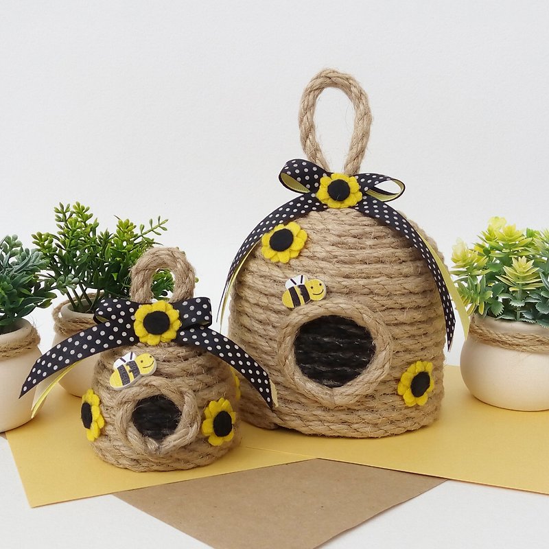 Bee Hive, Bee Skep, Bee Decorations, Bee House with Sunflower, Bee Tiered Tray - Stuffed Dolls & Figurines - Other Materials 