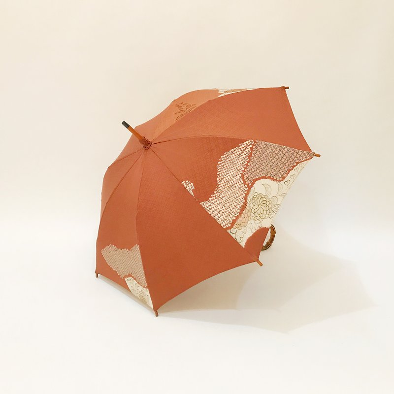 着物日傘　絹の着物をアップサイクル　日本の職人が手仕事で制作　持ち込みのお着物でオーダーメイド可 #23 - 雨傘/雨衣 - 絲．絹 咖啡色