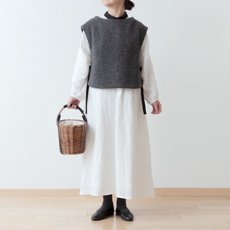 Adults' high-quality wool boa side open vest/top gray - เสื้อกั๊กผู้หญิง - ขนแกะ สีเทา