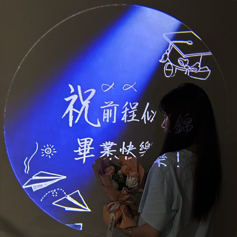 畢業禮物丨氛圍投影燈 亞克力相框 拍照道具必備 小清新畢業禮盒 - 擺飾/家飾品 - 壓克力 