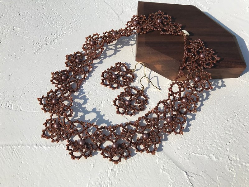 tatted lace necklace (chocolate color) / gift / customize - Necklaces - Cotton & Hemp Brown