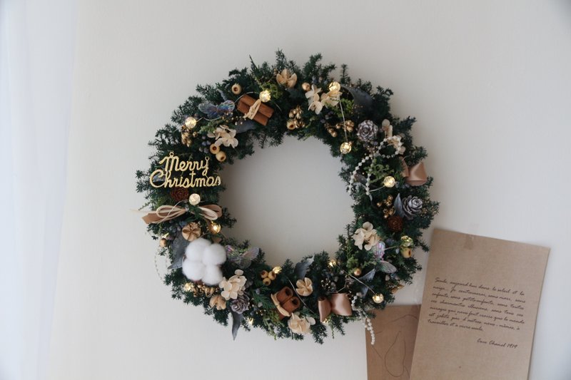 【Christmas Floral Gift】Christmas Garden Preserved Wreath Christmas Gift Exchange Gift Preserved Floral Arrangement - ช่อดอกไม้แห้ง - พืช/ดอกไม้ สึชมพู