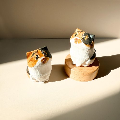 猫の置物 木製