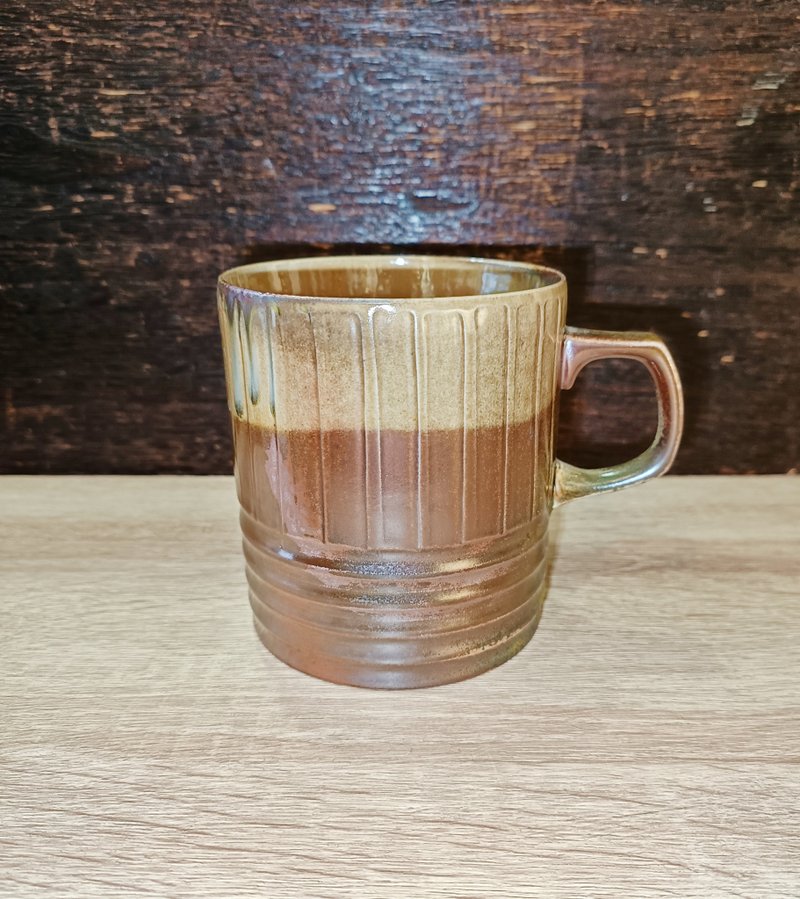 柴燒無釉手作馬克杯-鶯歌李玟叡 - 咖啡杯/馬克杯 - 陶 