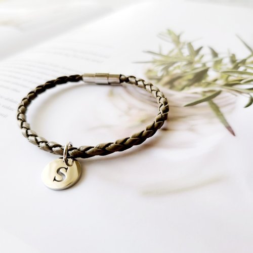 編み込みレザーブレスレット [カスタム] レザー編み込み 4mm / 文字