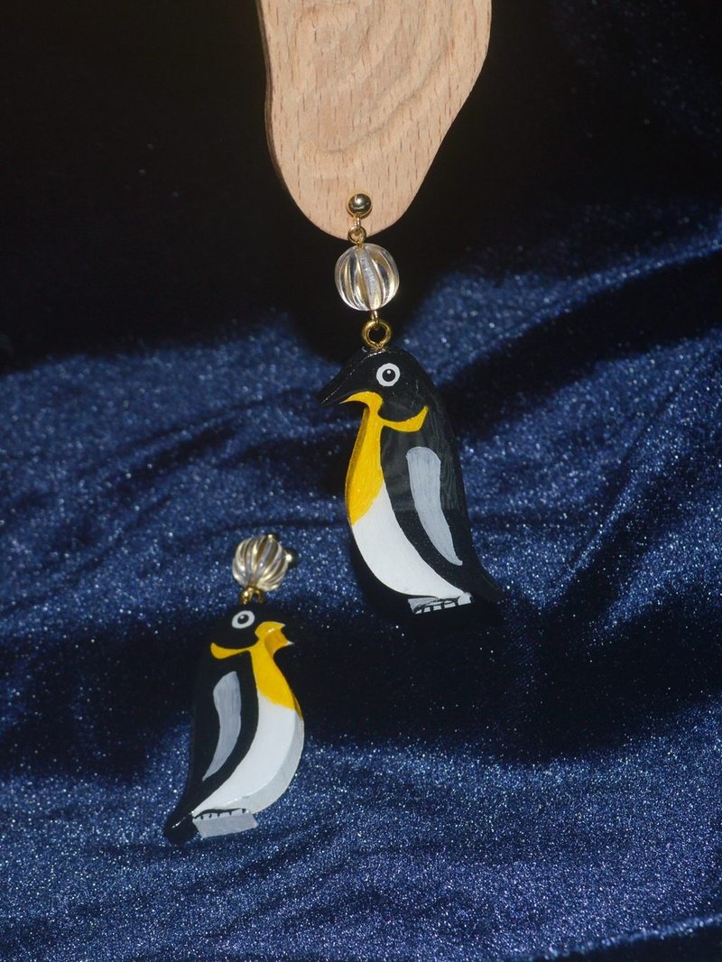 Cute Penguin Earrings Ear Clip Bird Earrings Hand Painted Wooden Resin Original Design - Earrings & Clip-ons - Wood Black