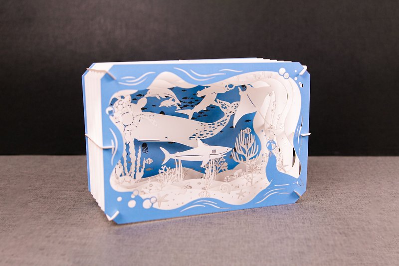 【紙托邦DIY】海洋奇緣 | 紙雕盒 手作 組裝 桌上小物 擺飾 - 木工/竹藝/紙雕 - 紙 多色