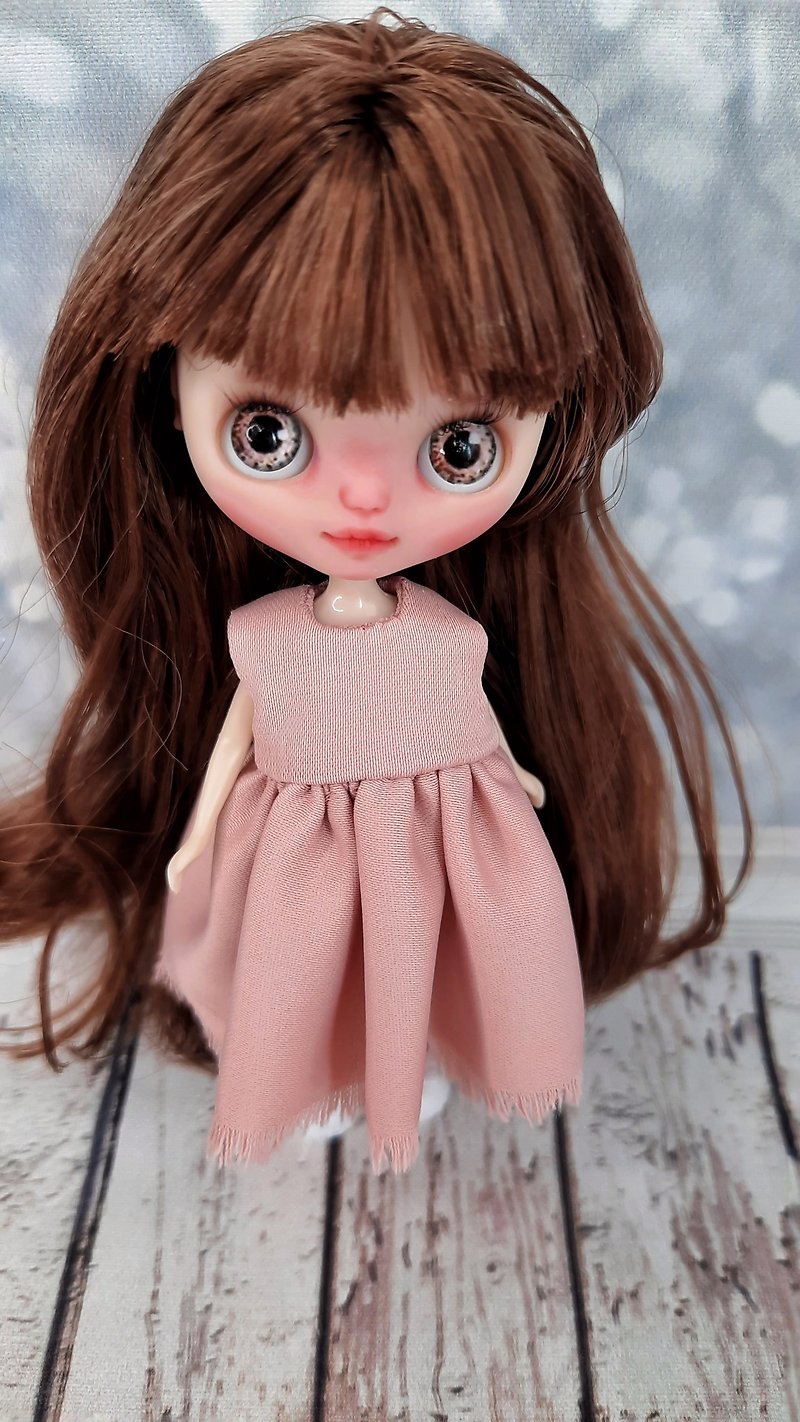 Doll.Petite Blythe. fake. Custom petite Blythe. Art doll. Dolls & Miniatures - ตุ๊กตา - พลาสติก สีกากี
