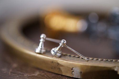 Silversmith 925銀國際象棋耳環 - 小兵