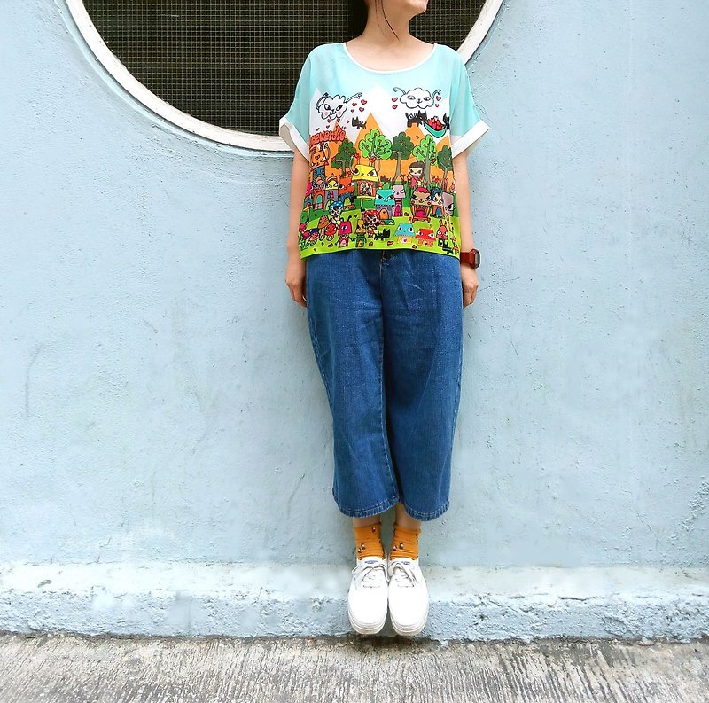 Hong Kong design Catneverdie Cat love village chiffon colourful t-shirt  - Women's Tops - Other Materials White