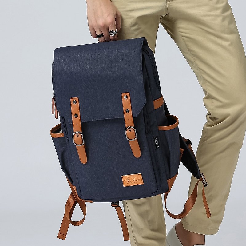 Bruto retro design bag Backpack (Blue - Large) - กระเป๋าเป้สะพายหลัง - วัสดุอื่นๆ สีน้ำเงิน