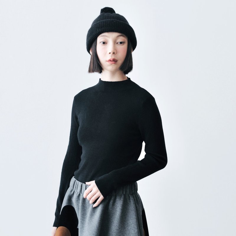 Black turtleneck wool sweater - เสื้อผู้หญิง - ขนแกะ สีดำ