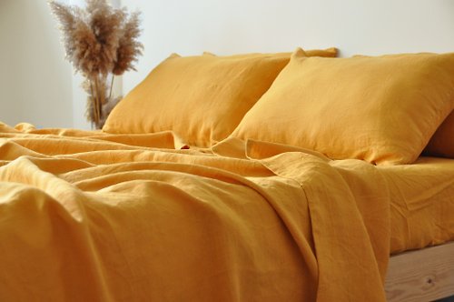 True Things Turmeric linen flat sheet/Linen bedsheet/Softened stonewashed linen sheet