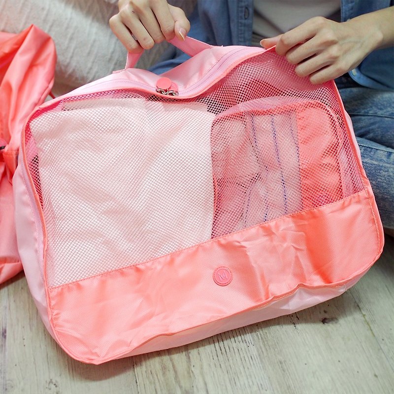 LUSH | 旅行衣物收納包(大) - 珊瑚色 - 其他 - 聚酯纖維 紅色