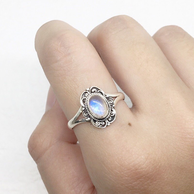 Moonlight stone 925 sterling silver classical style trim ring Nepal handmade mosaic production (style 1) - General Rings - Gemstone Blue
