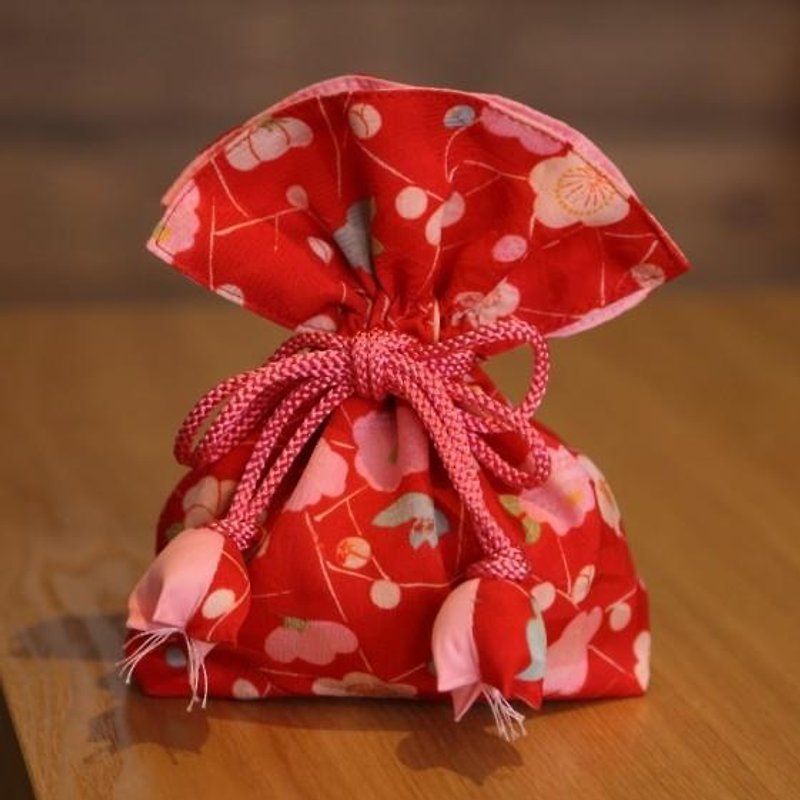 愛らしさ満開の梅文様　FUGURO - 化妝袋/收納袋 - 棉．麻 紅色