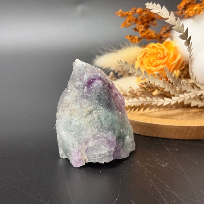 七彩螢石原礦 山形 火炬 糖霜 彩虹光 七彩色 銀133 - 擺飾/家飾品 - 水晶 多色
