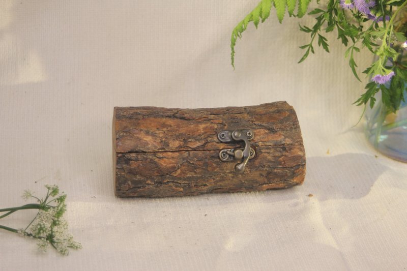 Log box :  | Xī Shù | tree branch storage box - กระเป๋าถือ - ไม้ สีนำ้ตาล