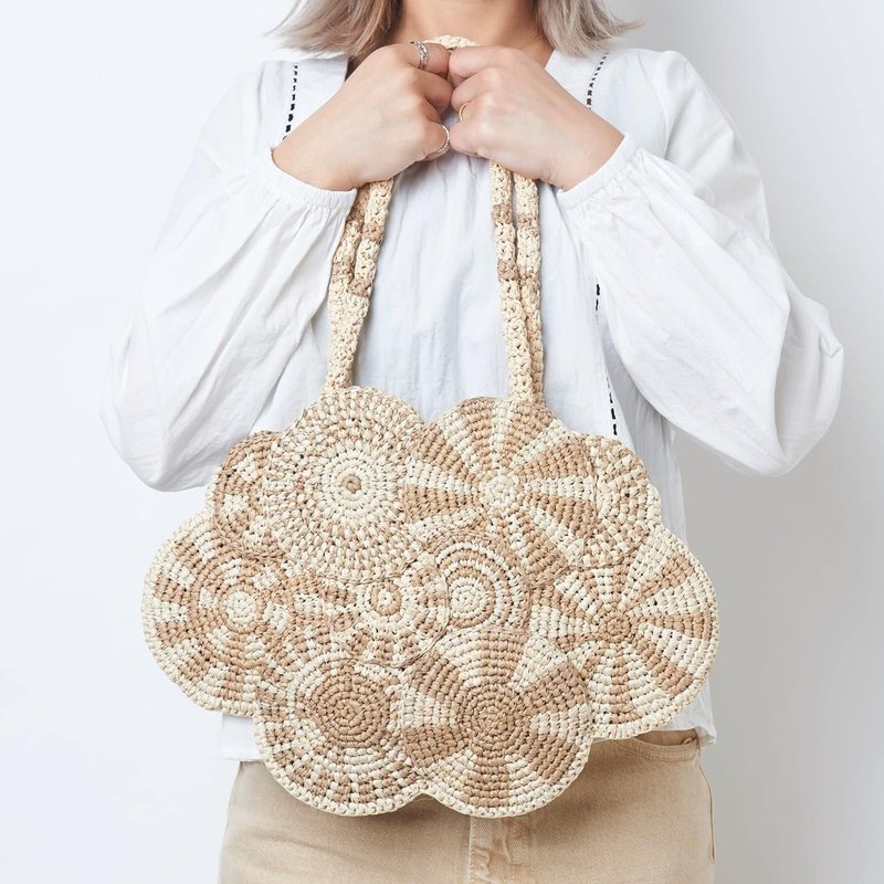 Spin Bag - Natural Raffia Hand-Crochet Bag - กระเป๋าถือ - วัสดุอีโค สีนำ้ตาล