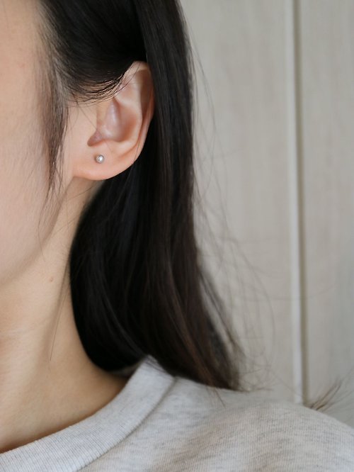 KOKO PEARL JEWELRY 18k 日本產akoya珍珠耳釘 天然銀灰色 18k耳釘 珍珠耳環 小米珠