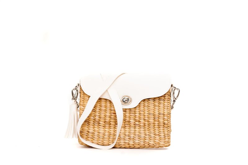 Ella Wallet - Ivory - กระเป๋าถือ - วัสดุอื่นๆ 