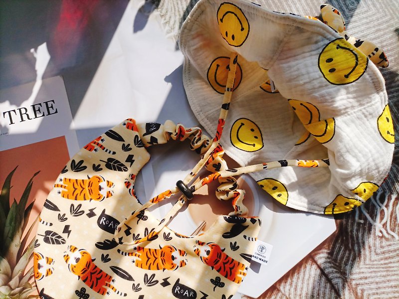 Jin Handmade baby gift box two-piece set / chirp drawstring sun hat / bib / Miyue gift box - Baby Gift Sets - Cotton & Hemp 